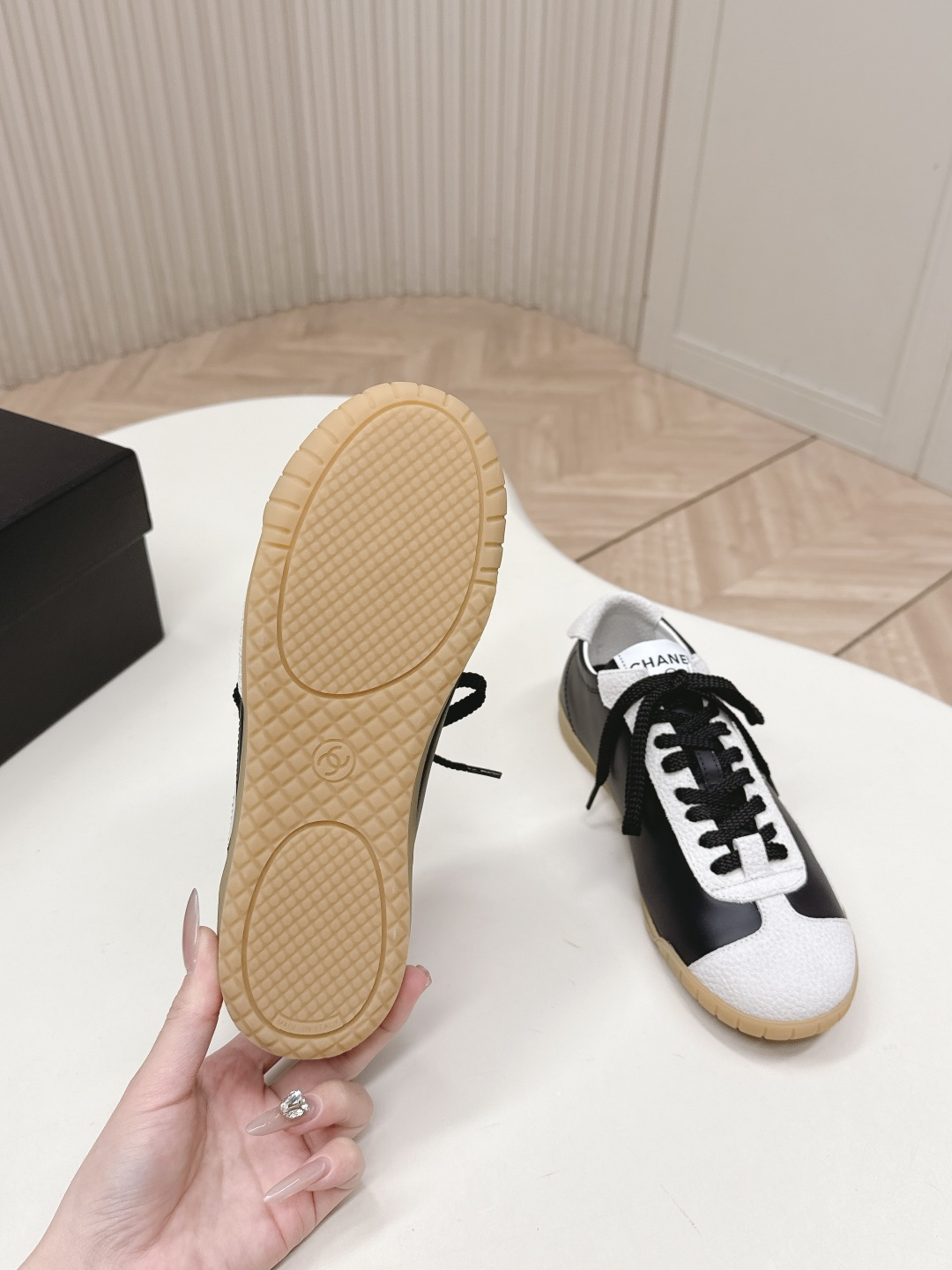 Women's high heels